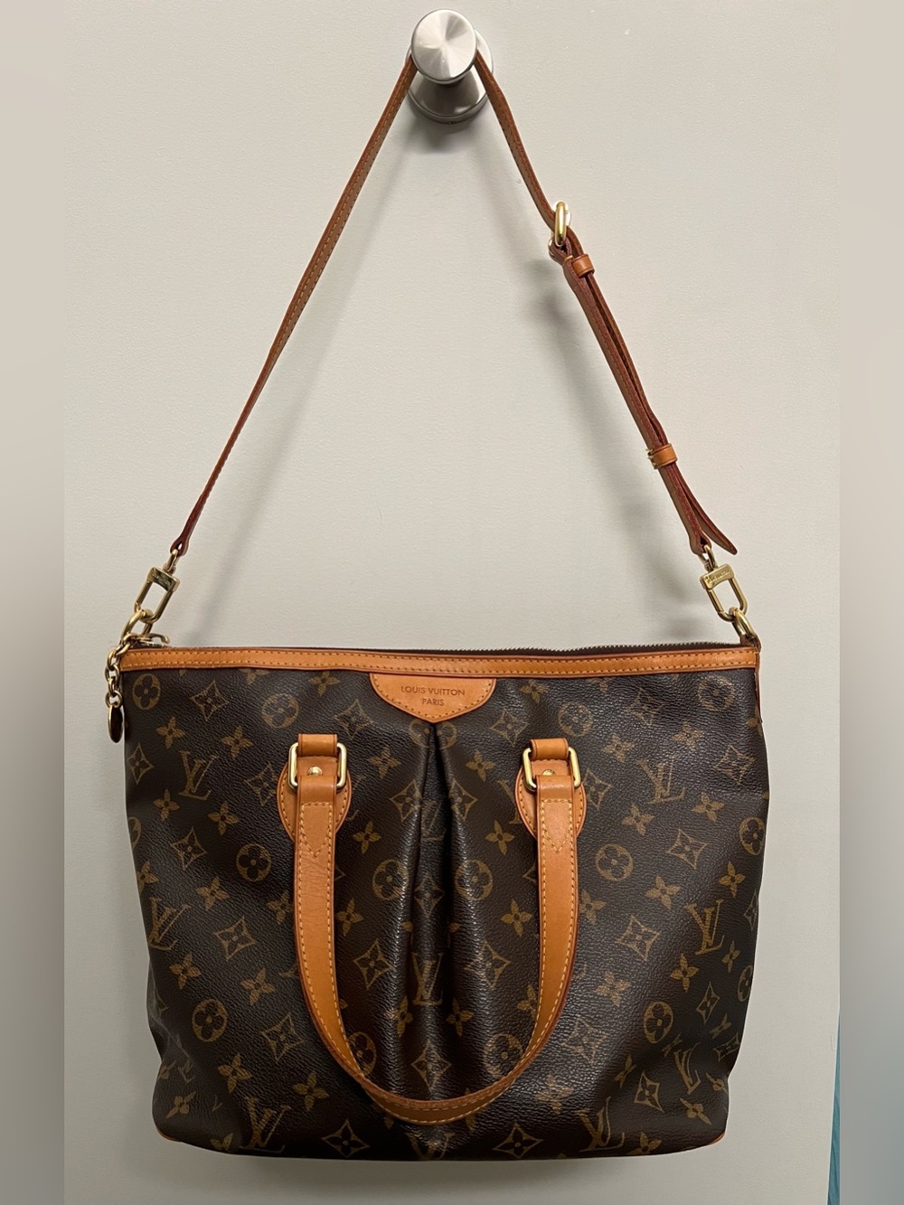 Louis Vuitton Palermo PM - Picture 16 of 16
